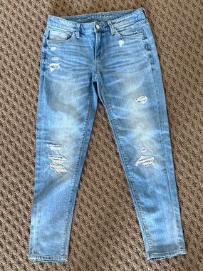 WHBM Girlfriend Distressed Jeans in Light Blue for Women